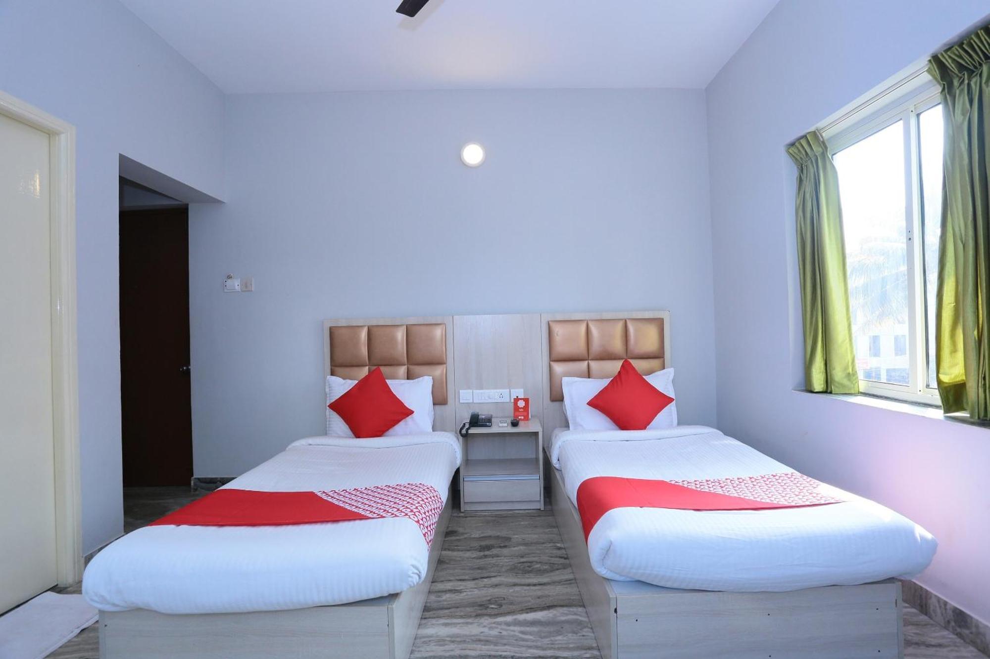 Super Townhouse Prince Palace Thiruvananthapuram Exterior foto